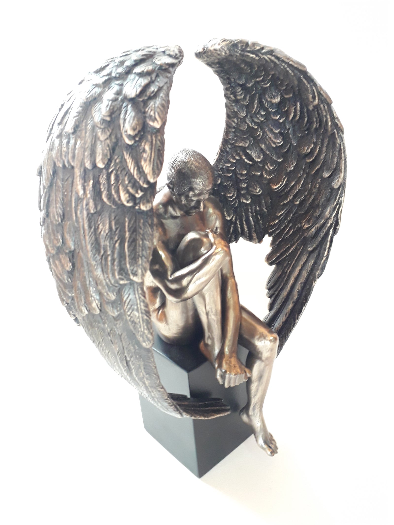 Figura bronce hombre alas 27cm