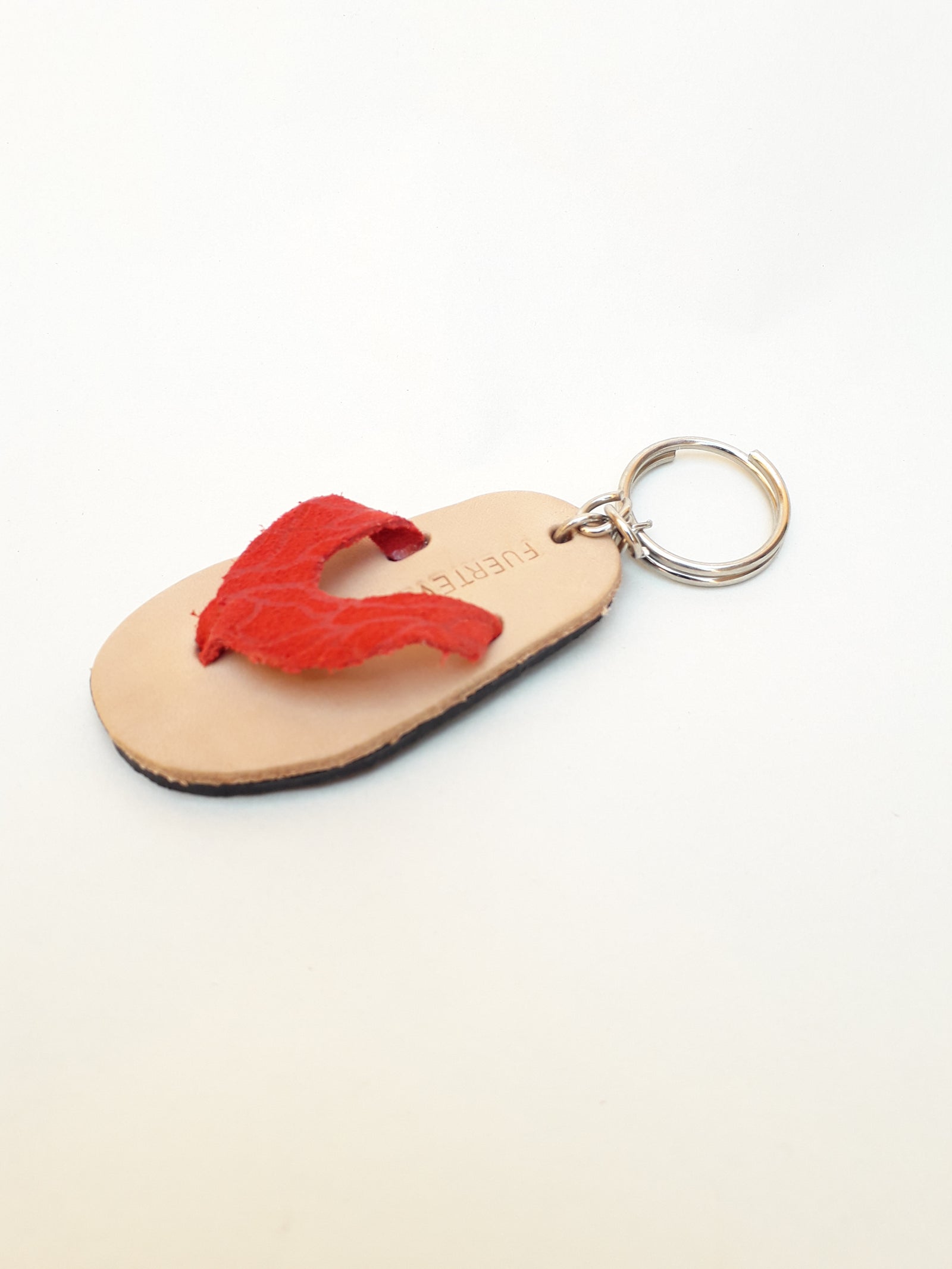 Llavero chola cuero roja