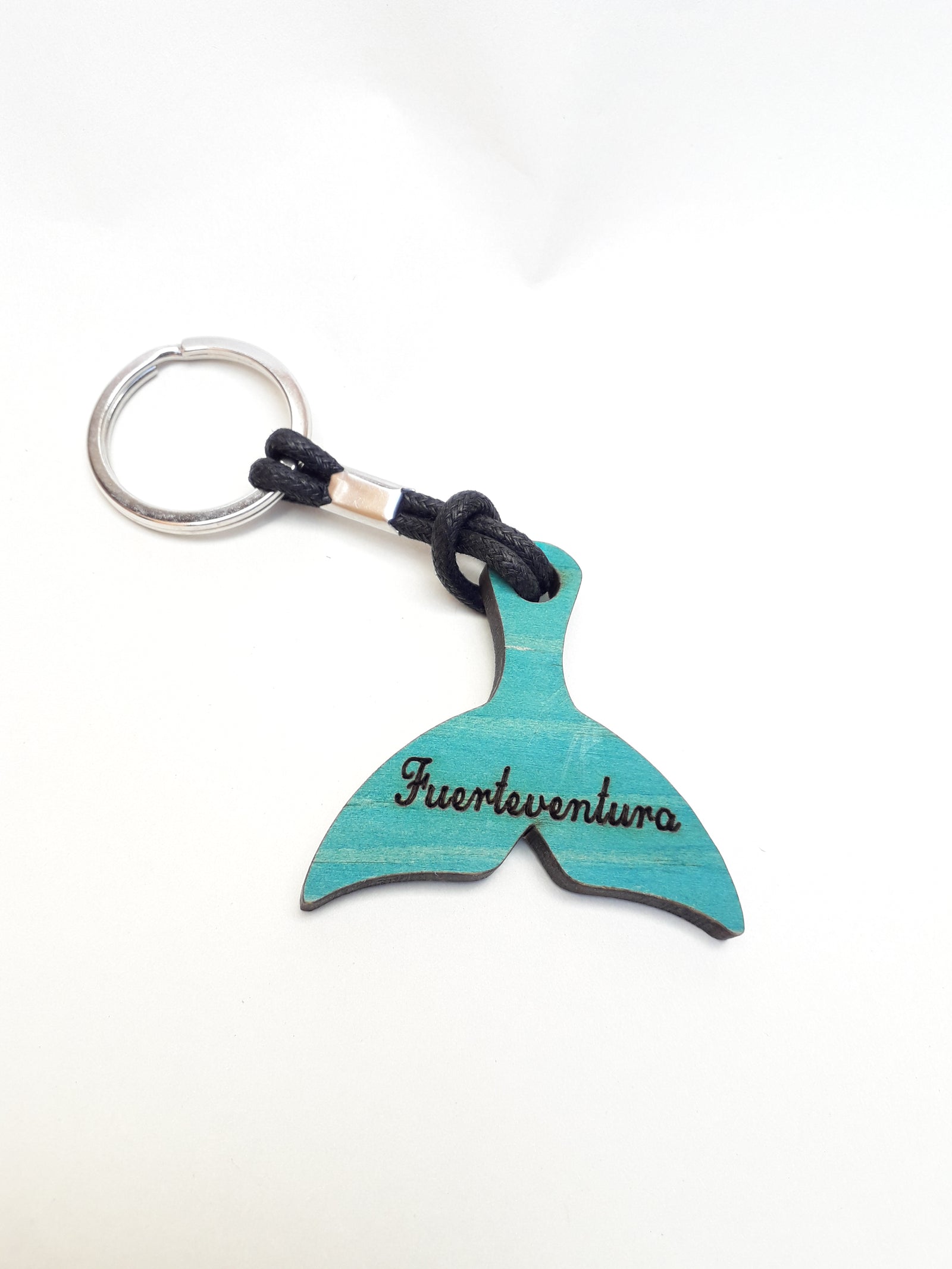 Llavero madera cola de ballena